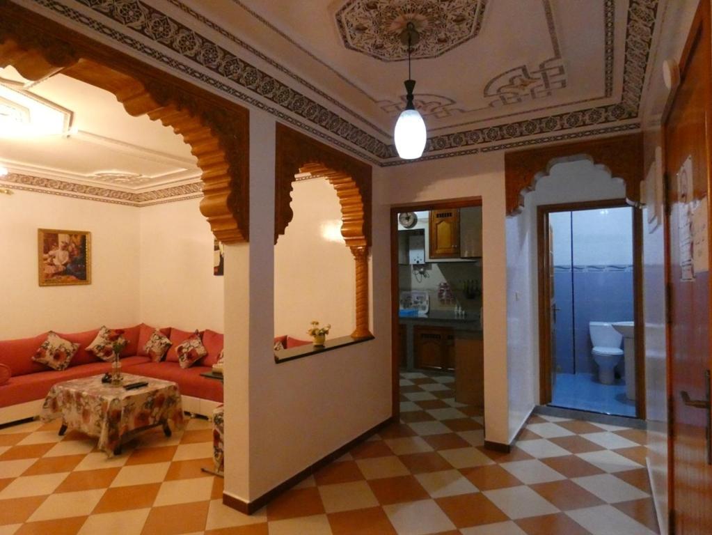 Chez Khadija Et Franz Apartment