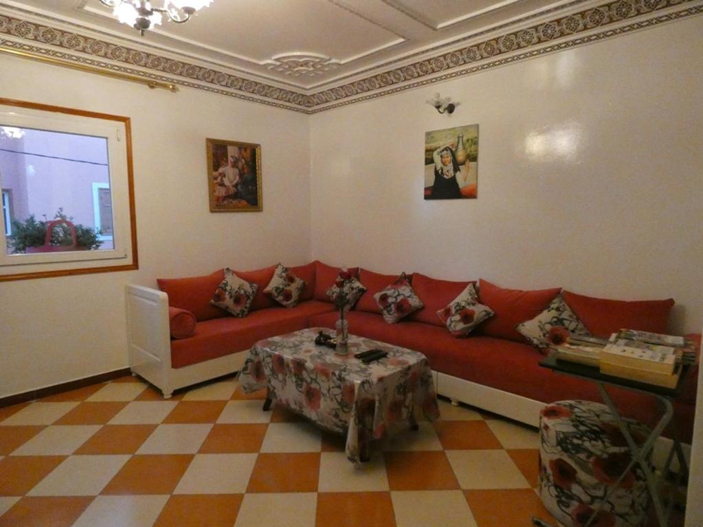 Chez Khadija Et Franz Apartment